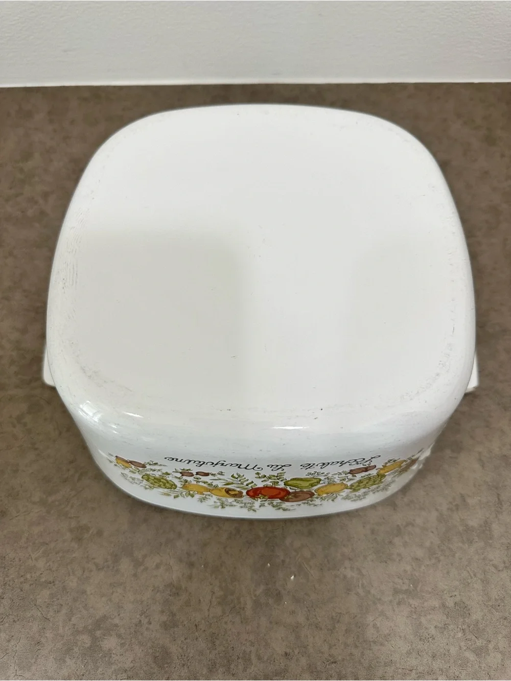 Vintage L’Echalote La Marjolaine White Casserole Dish Glass Lid CorningWare 3 qt